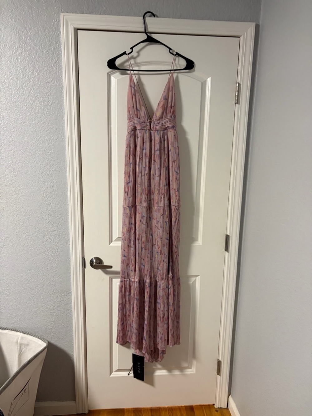 Astr Pink Floral V-Neck Tiered Maxi Dress